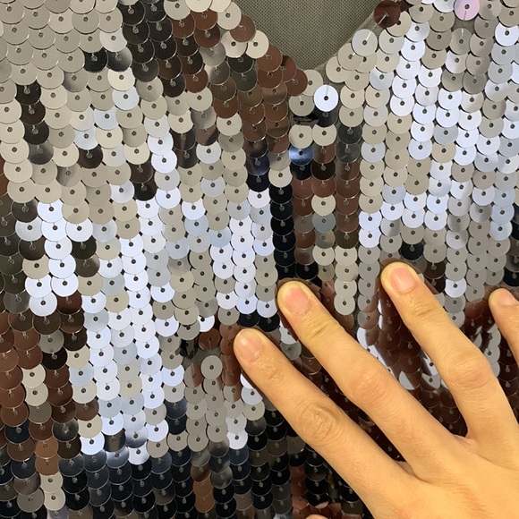 ❤️$10. Sequin Reversible Dress Size S - Picture 5 of 10